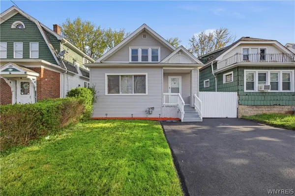$229,000 | 122 Dartmouth Avenue, Buffalo, NY 14215