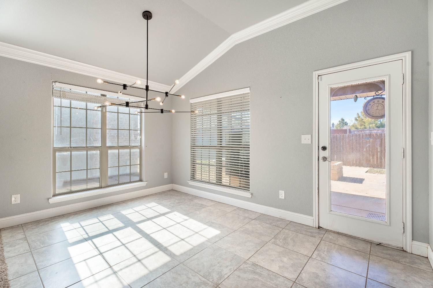 9206 Rochester Avenue Lubbock, TX 79424 - Photo 11 of 33 Photo 11
