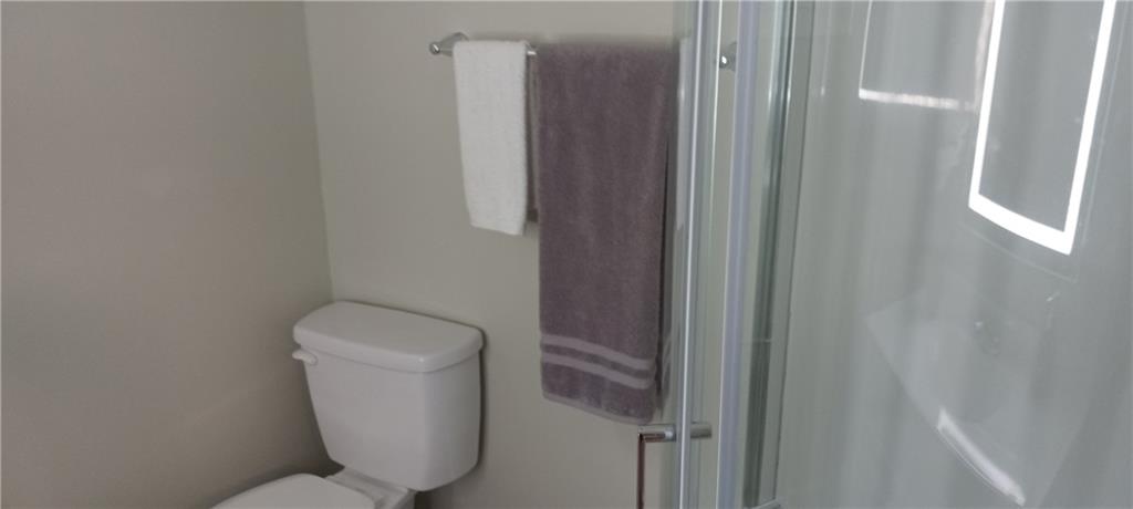 1086 Jefferson Road Pittsburgh, PA 15235 - Photo 21 of 25 Gallery Image 21