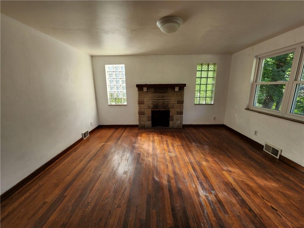 1086 Jefferson Road Pittsburgh, PA 15235 - Photo 5 of 25 Gallery Image 5