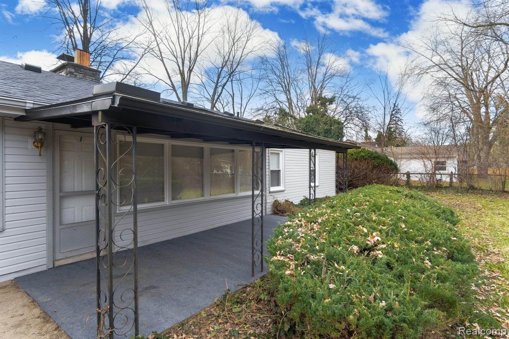 16010 West 13 Mile Road Beverly Hills, MI 48025 - Photo 17 of 21