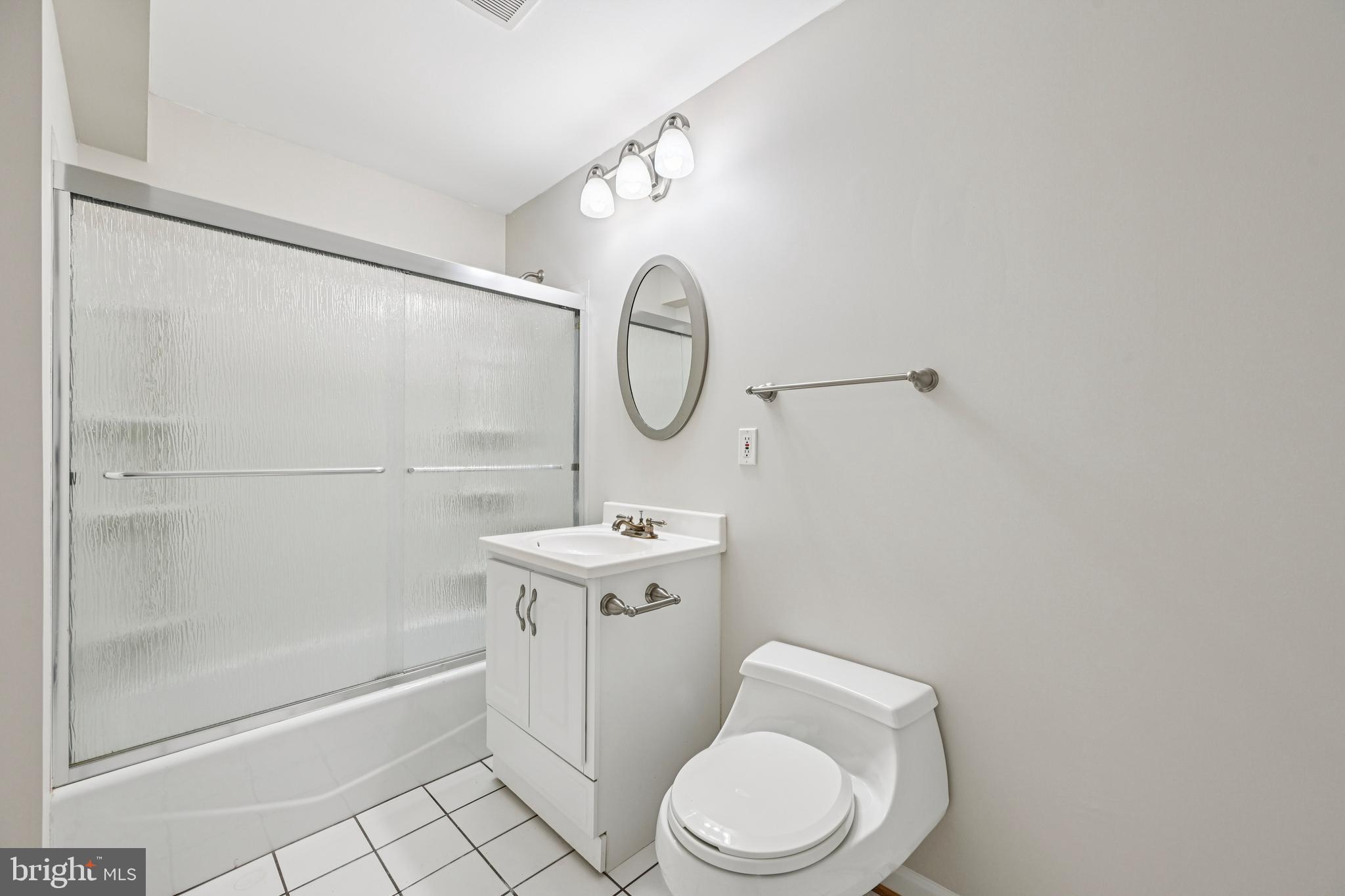 2646 Legends Way Ellicott City, MD 21042 - Photo 41 of 64 Bathroom