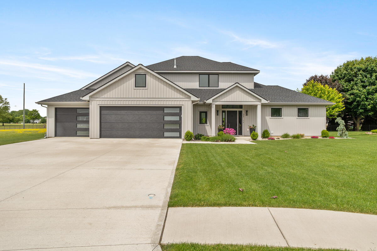 33 Shoshoni Pass Coldwater, MI 49036 - Photo 1 of 33