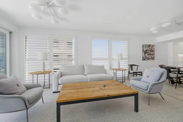 $6,000 | 3901 South Flagler Drive, Unit 804, West Palm Beach, FL 33405