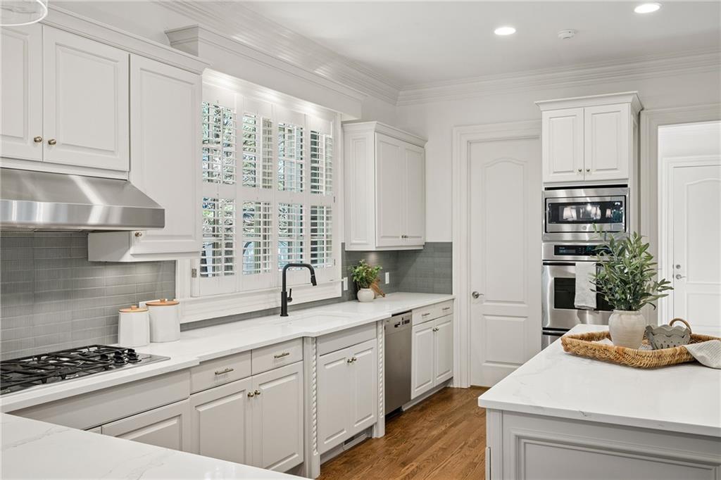 2996 Howell Mill Road Northwest Atlanta, GA 30327 - Photo 14 of 68 Gallery Image 14