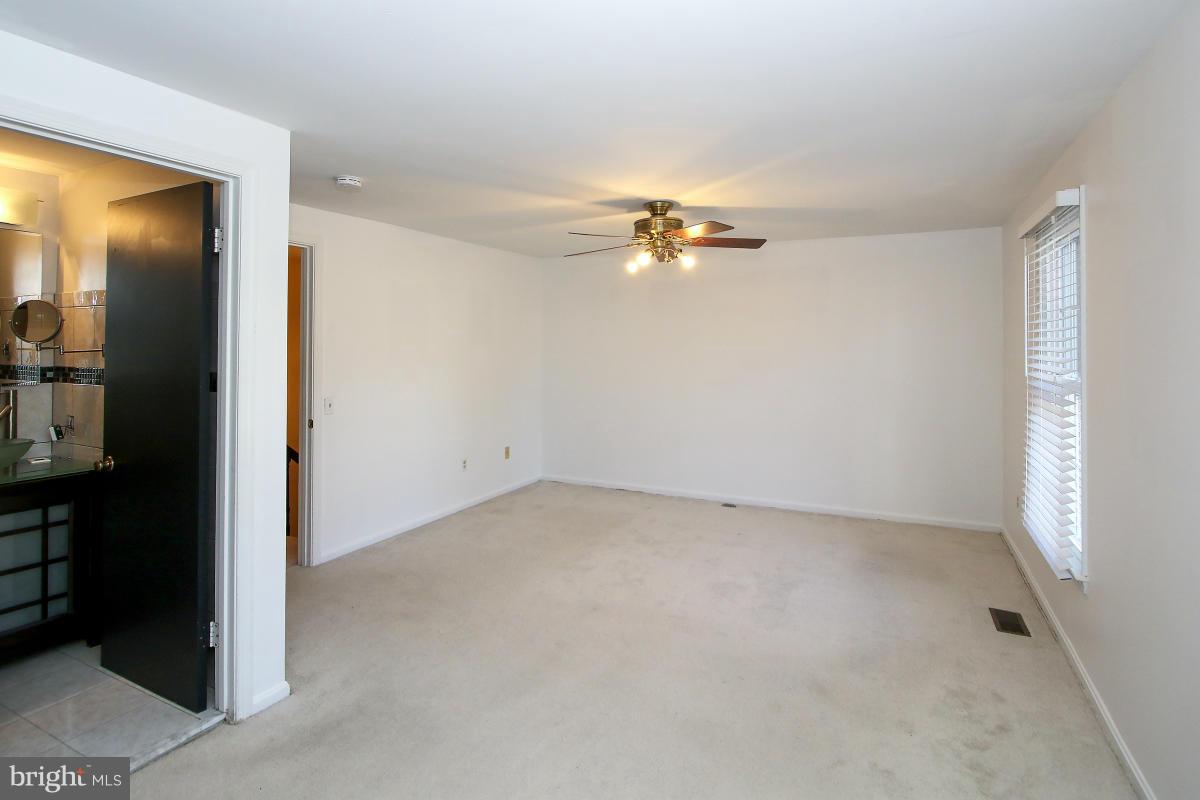 153 Finale Terrace Silver Spring, MD 20901 - Photo 20 of 27 Bedroom