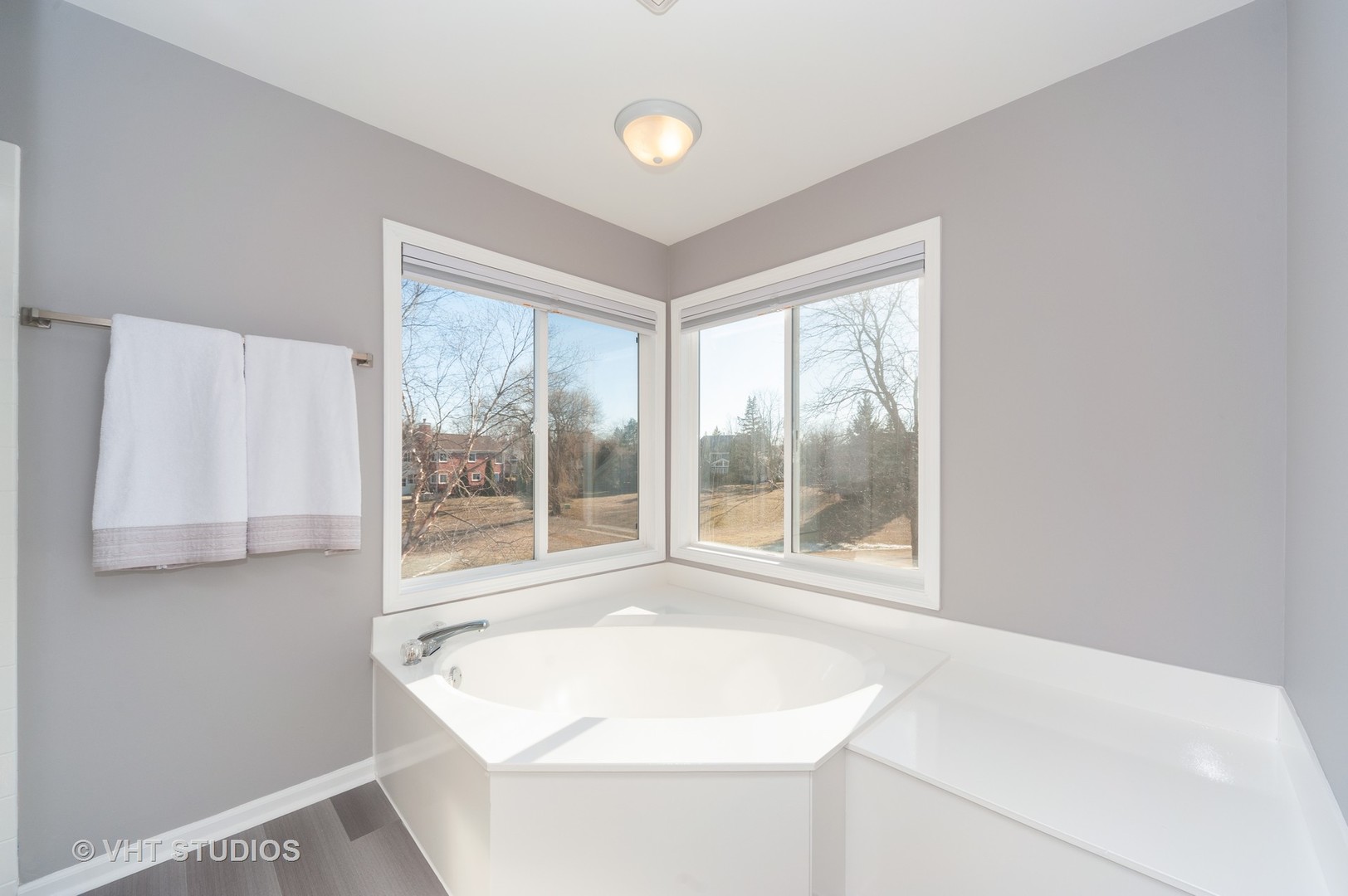 653 Raintree Court Buffalo Grove, IL 60089 - Photo 12 of 29