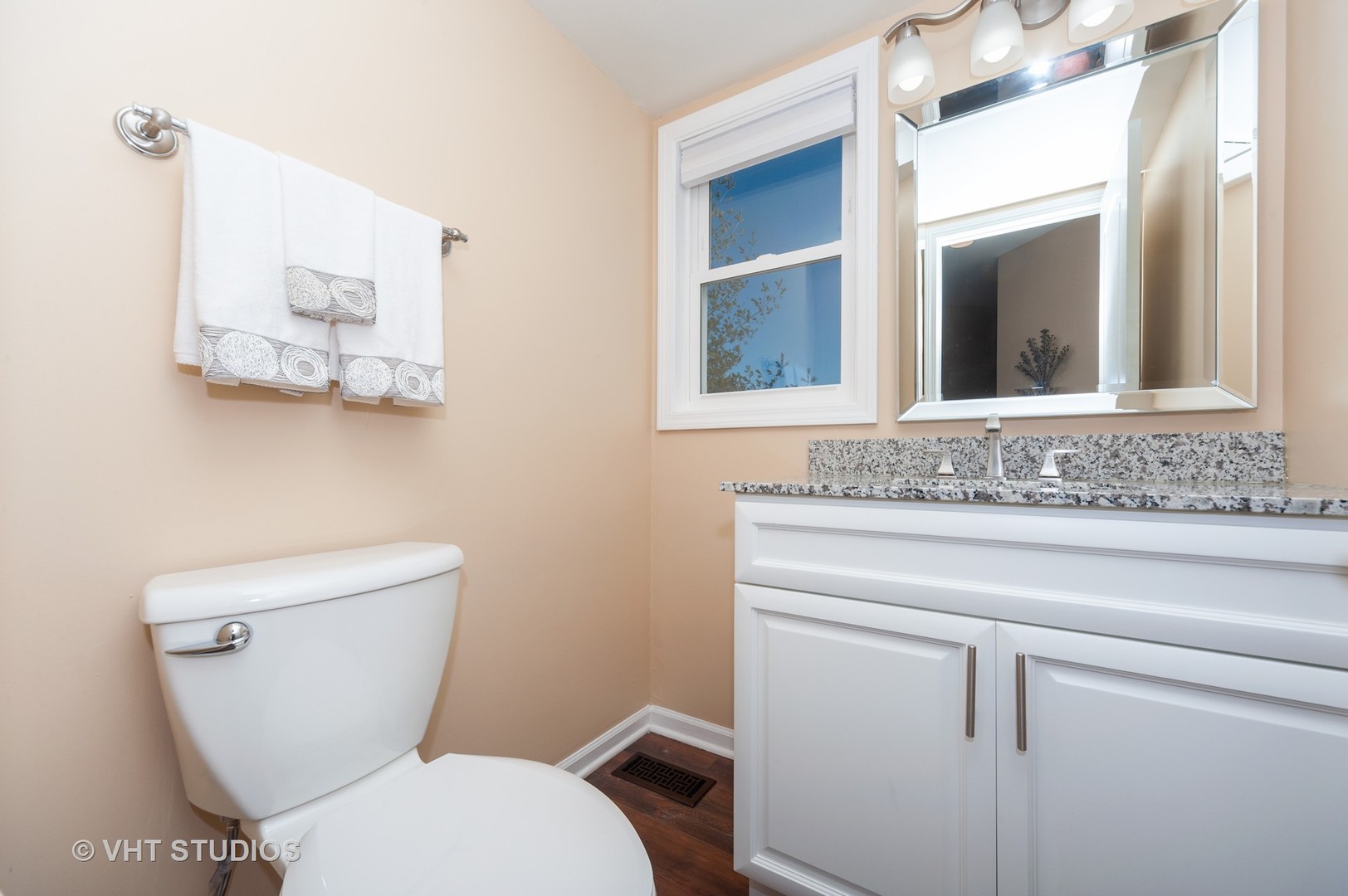 653 Raintree Court Buffalo Grove, IL 60089 - Photo 18 of 29