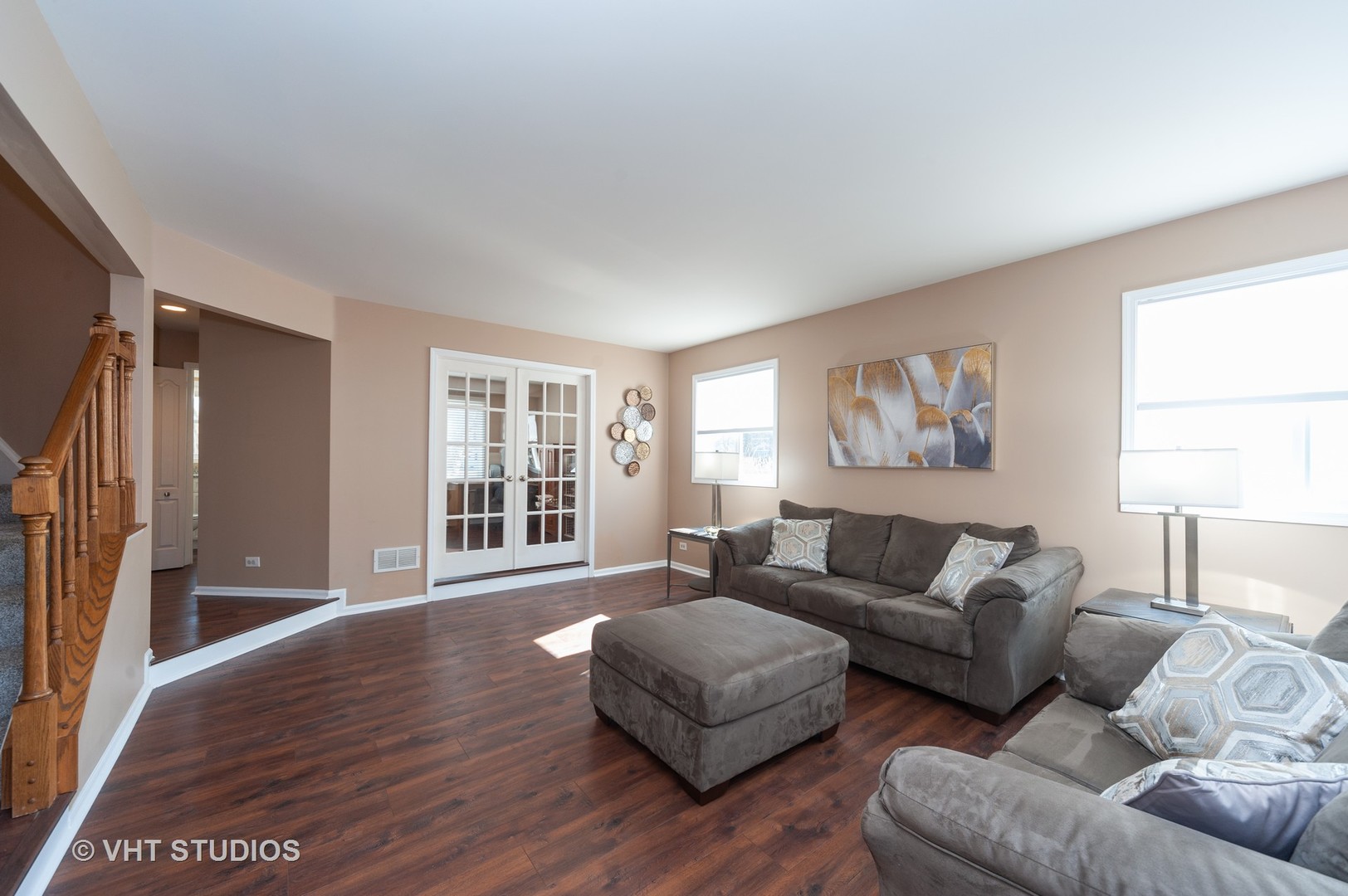 653 Raintree Court Buffalo Grove, IL 60089 - Photo 3 of 29