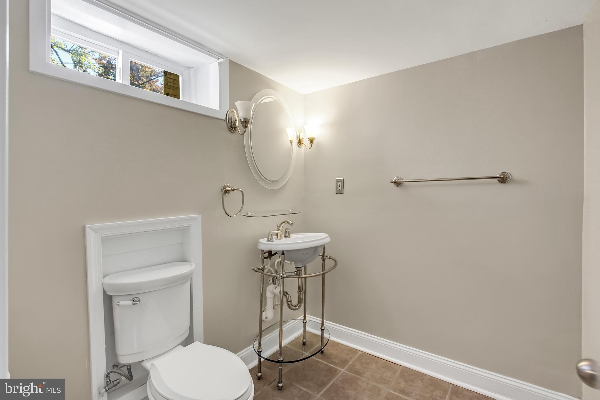 1720 Aberdeen Road Towson, MD 21286 - Photo 21 of 27