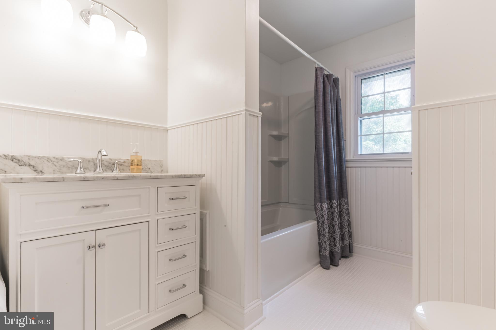 275 Dutch Mill Road Malaga, NJ 08328 - Photo 27 of 29 Full Bathroom 2nd Floor