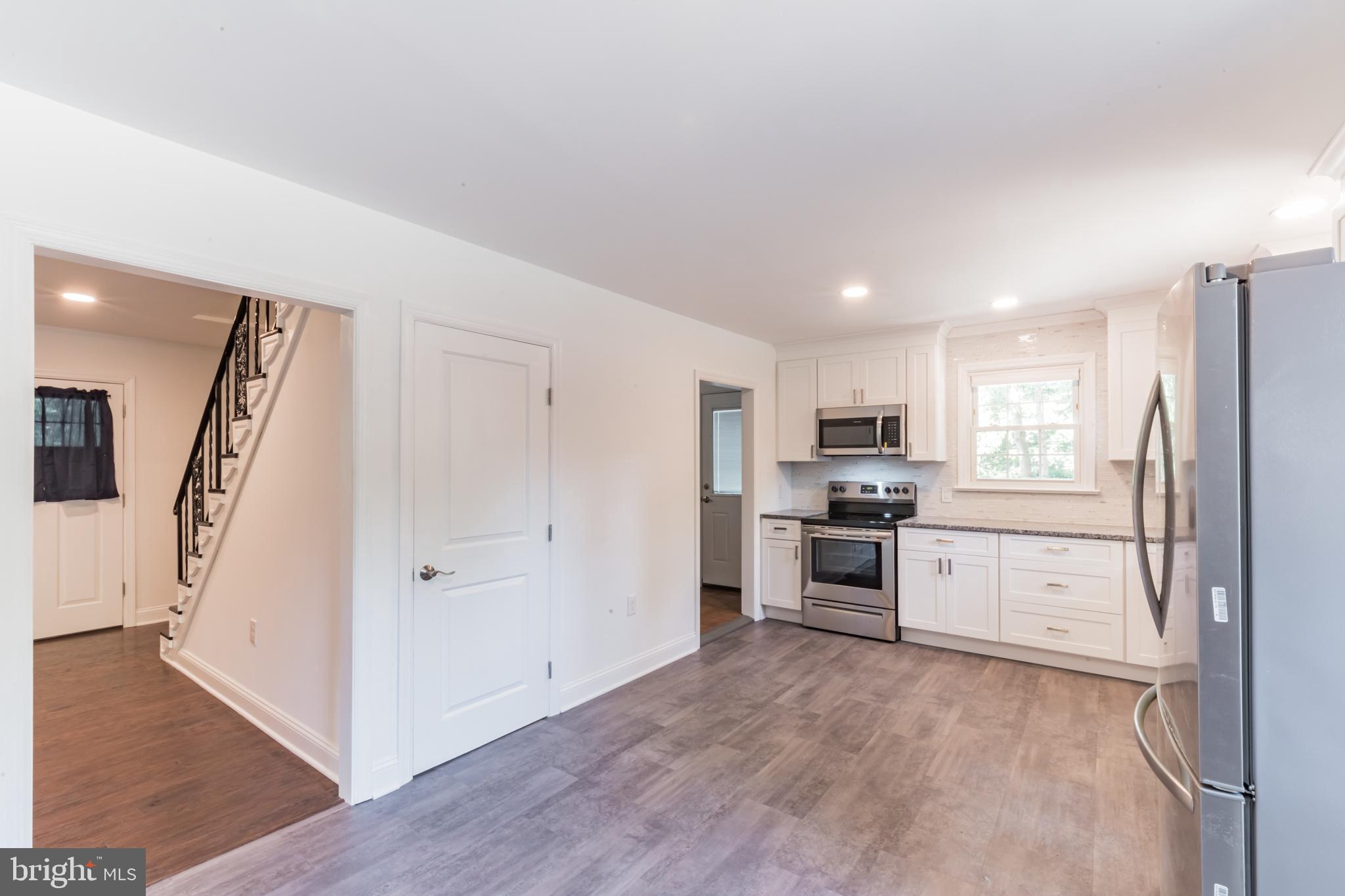 275 Dutch Mill Road Malaga, NJ 08328 - Photo 7 of 29 kitchen