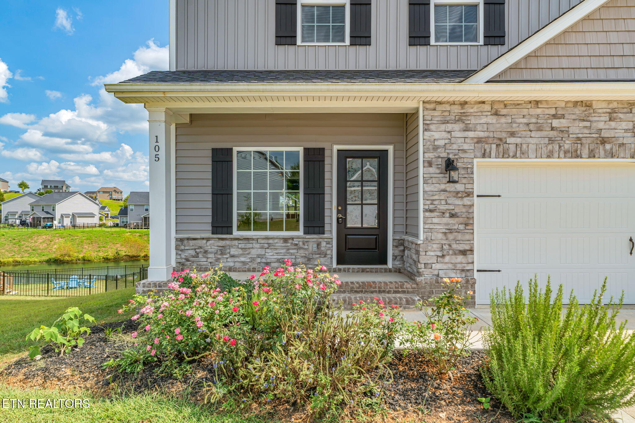 105 Fortenberry Street Oak Ridge, TN 37830 - Photo 7 of 60 6-web-or-mls-105 E. Fortenberry Street-1