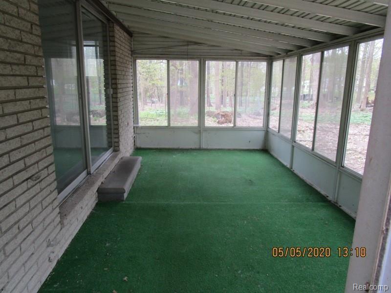 32595 Shady Ridge Drive Farmington Hills, MI 48336 - Photo 10 of 11