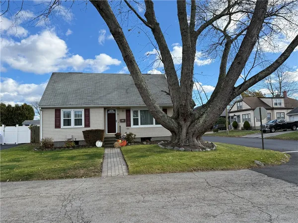 $375,000 | 36 Gerald Street, East Providence, RI 02915