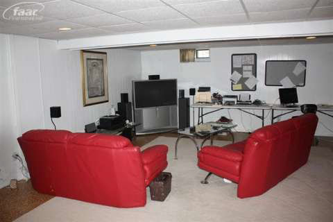 8324 West Stanley Road Flushing, MI 48433 - Photo 19 of 28 20374846-18.JPG