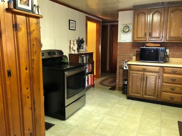 41 Cross Road Lunenburg, MA 01462 - Photo 10 of 18 Gallery Image 10