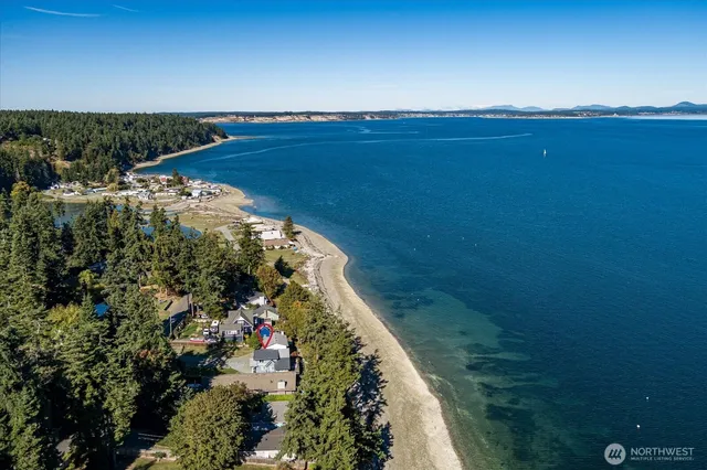 $1,490,000 | 159 South Harrington Lagoon Road, Coupeville, WA 98239
