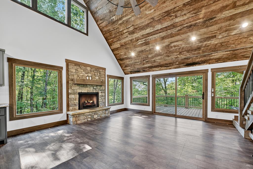 201 Plantation Lane Blue Ridge, GA 30513 - Photo 9 of 46 Gallery Image 9