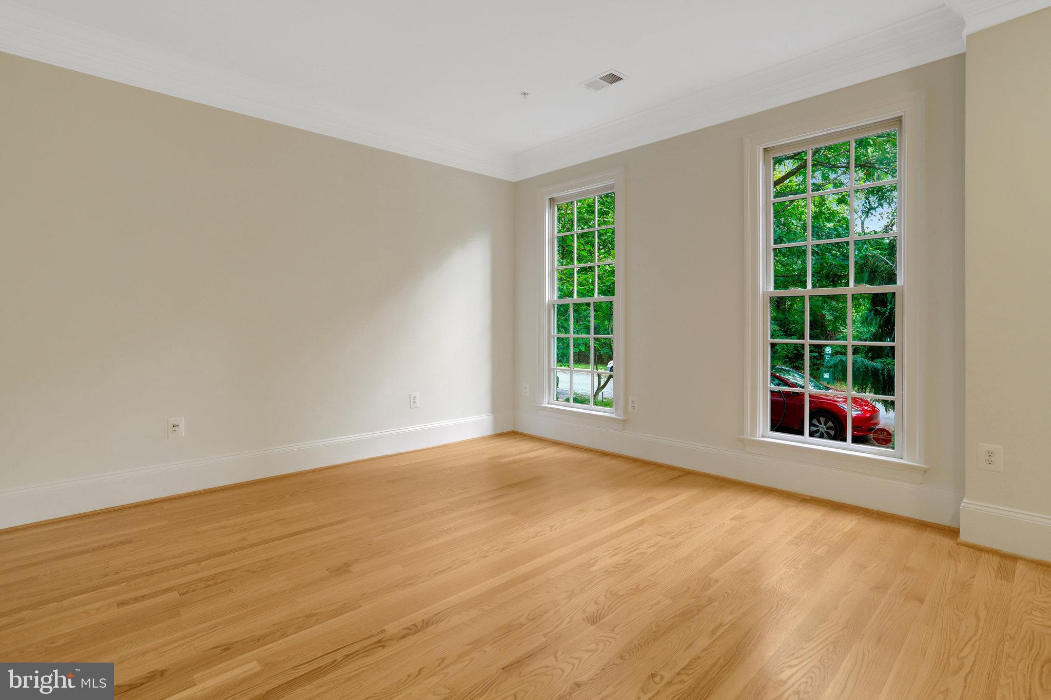 1852 Carpenter Road Alexandria, VA 22314 - Photo 8 of 63 a view of an empty room with a window