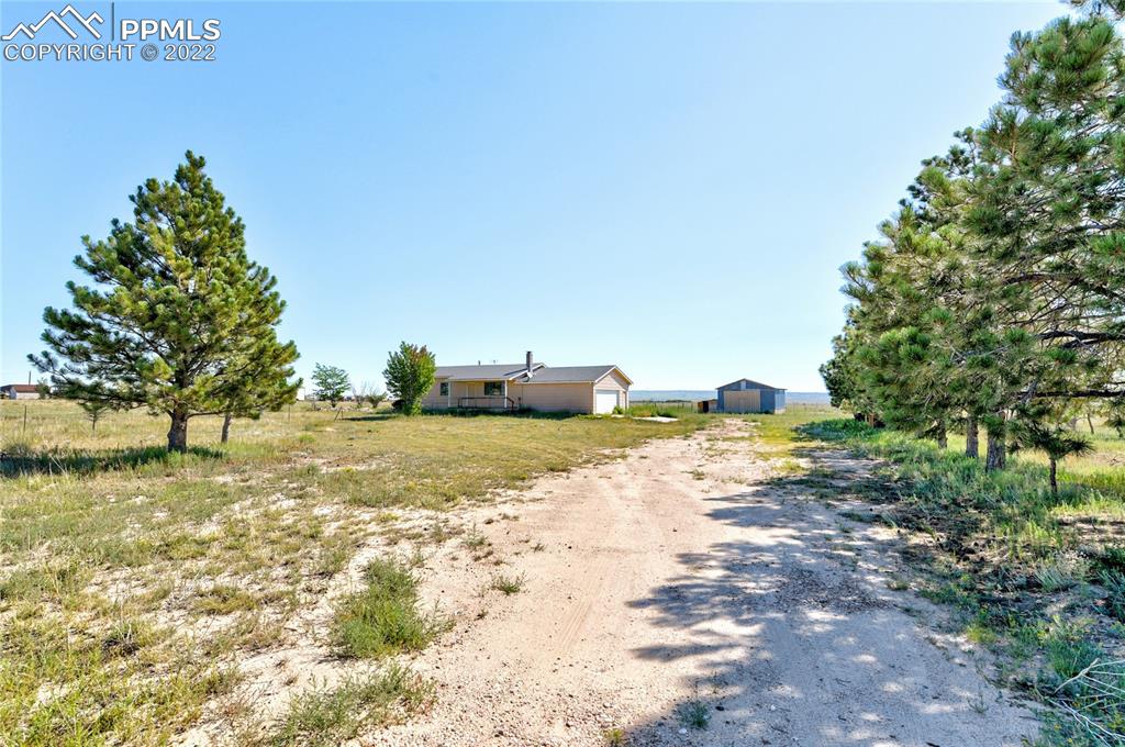 7775 North Log Road Peyton, CO 80831 - Photo 7 of 37 Gallery Image 7