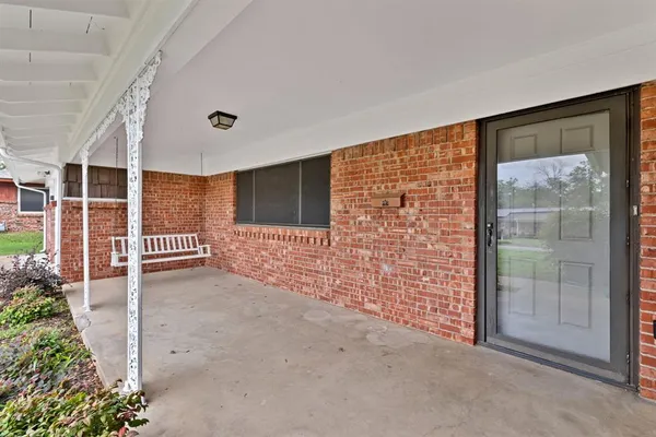 $2,600 | 1024 Eunice Street, Hurst, TX 76053
