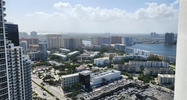 $7,900 | 18201 Collins Avenue, Unit 4305, Sunny Isles Beach, FL 33160