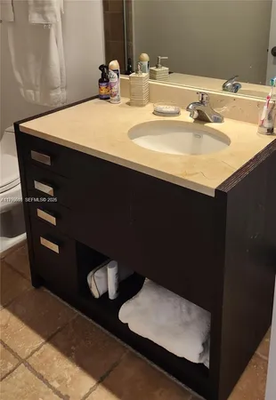 $7,900 | 18201 Collins Avenue, Unit 4305, Sunny Isles Beach, FL 33160