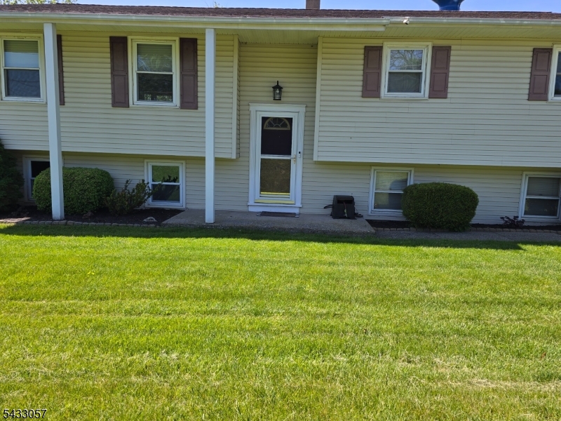 21 High Point Circle Franklin, NJ 07416 - Photo 2 of 30