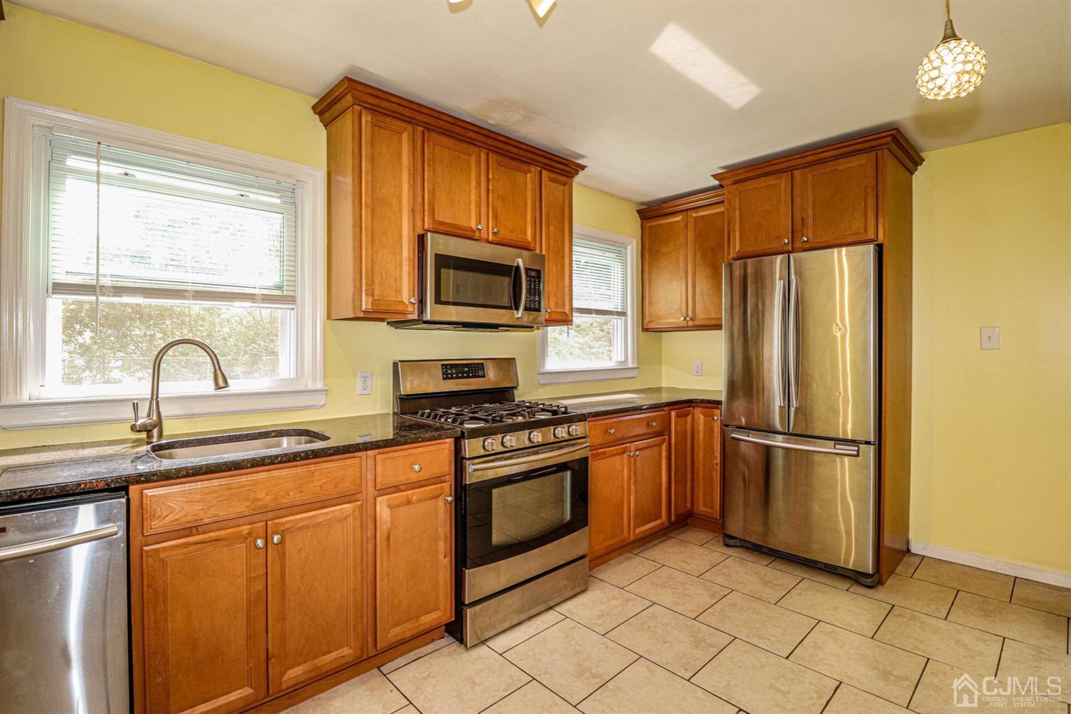 91 Tunison Road New Brunswick, NJ 08901 - Photo 5 of 14 Gallery Image 5