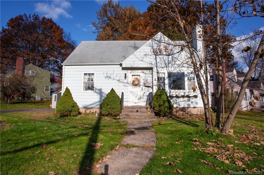 a view of outdoor space yard and patio