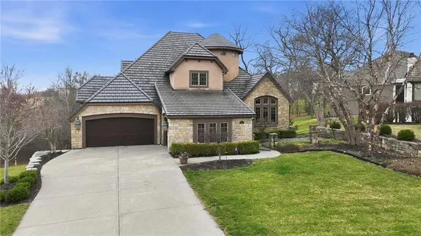 $1,599,900 | 7060 North National Drive, Parkville, MO 64152