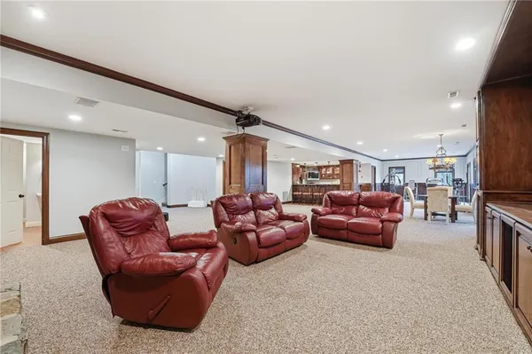 $1,599,900 | 7060 North National Drive, Parkville, MO 64152