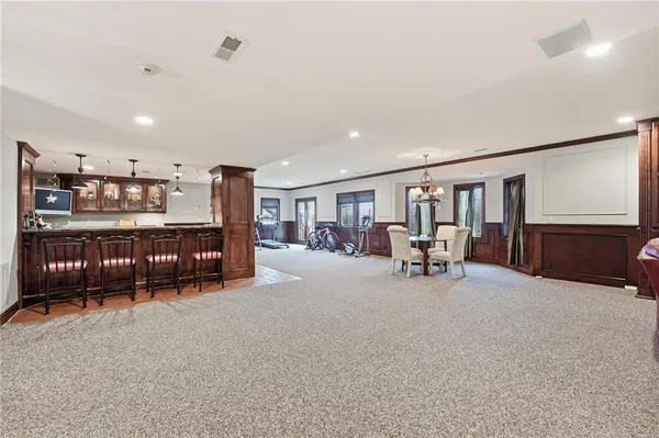 $1,599,900 | 7060 North National Drive, Parkville, MO 64152