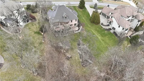 $1,599,900 | 7060 North National Drive, Parkville, MO 64152