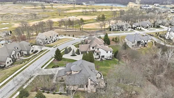 $1,599,900 | 7060 North National Drive, Parkville, MO 64152