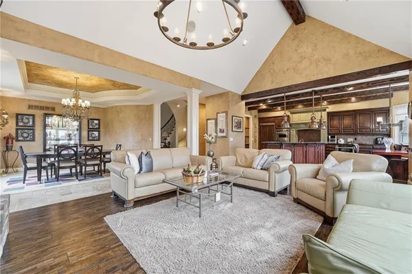 $1,599,900 | 7060 North National Drive, Parkville, MO 64152