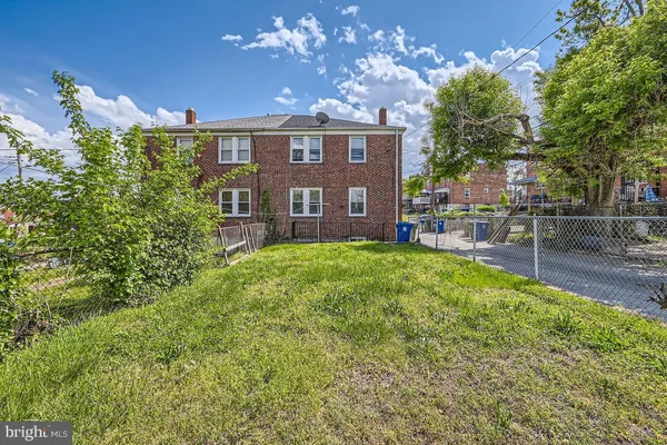 $1,350 | 3706 West Saratoga Street, Unit 1, Baltimore, MD 21229