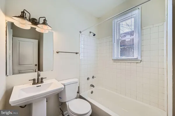 $1,350 | 3706 West Saratoga Street, Unit 1, Baltimore, MD 21229