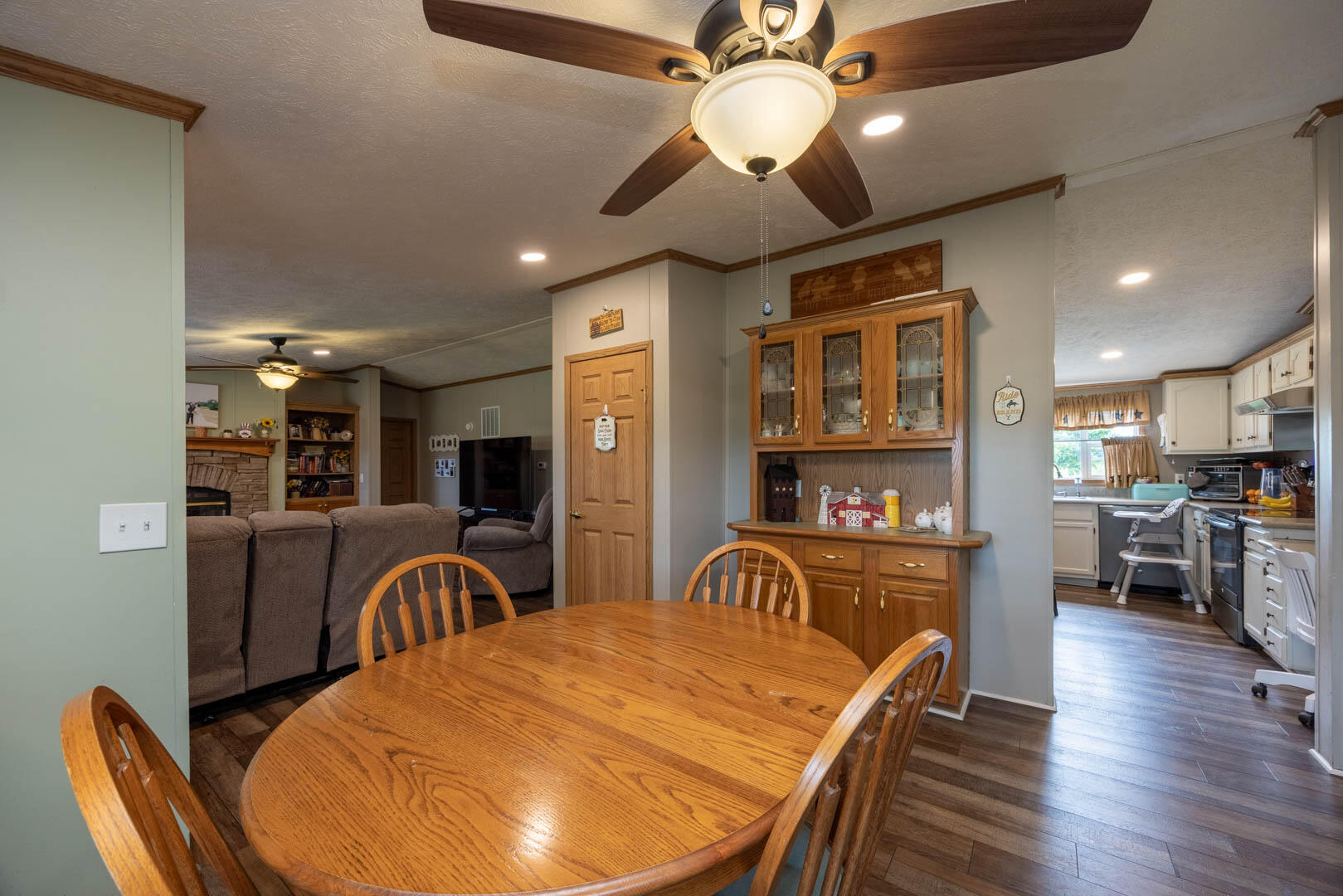2451 North Middletown Road Paris, KY 40361 - Photo 23 of 44 5B5A1504-HDR