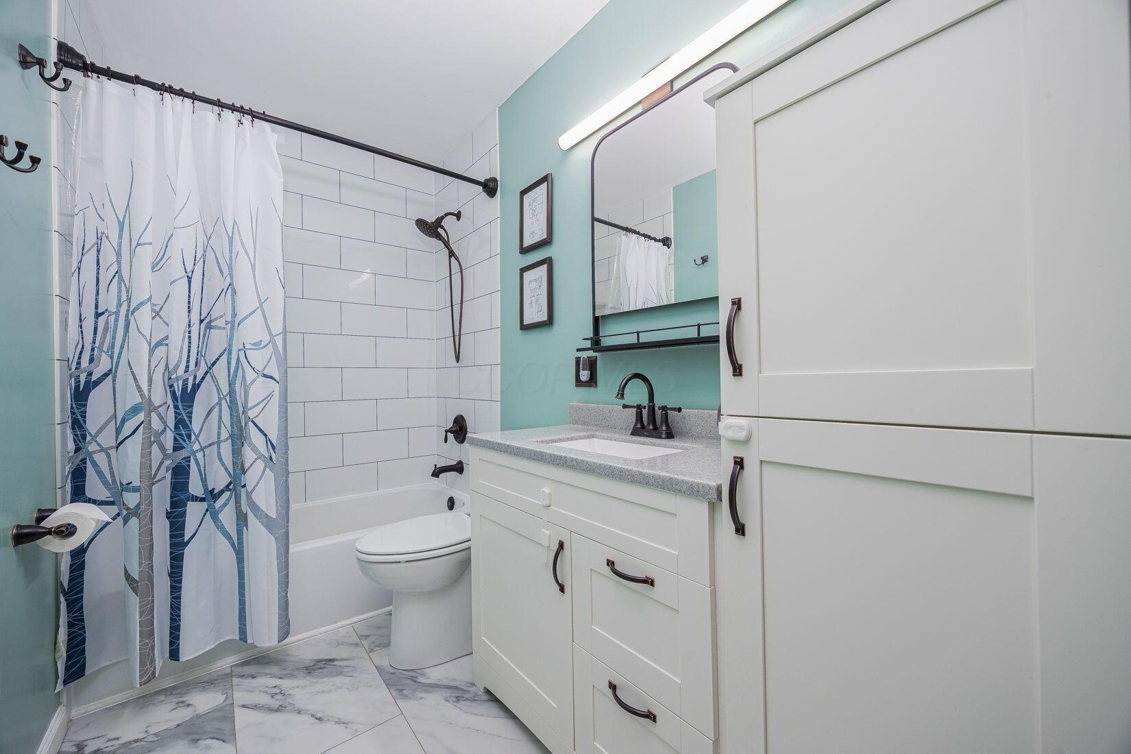 1881 Woodcrest Road Columbus, OH 43232 - Photo 15 of 45 15