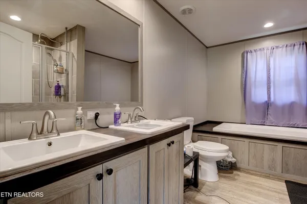 $340,000 | 246 Nydeck Road, Robbins, TN 37852