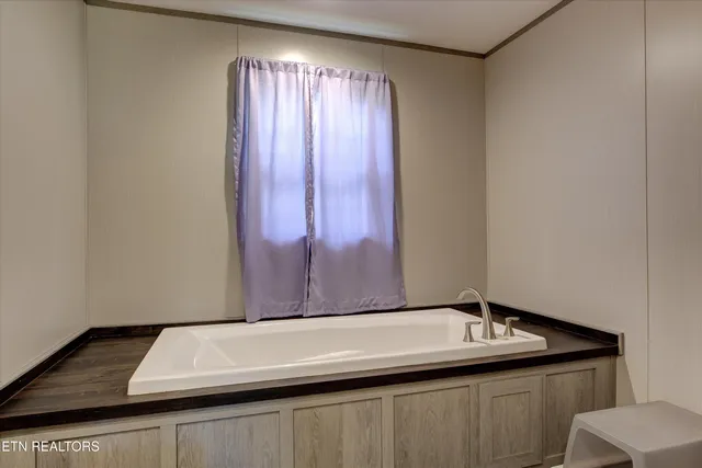 $355,000 | 246 Nydeck Road, Robbins, TN 37852