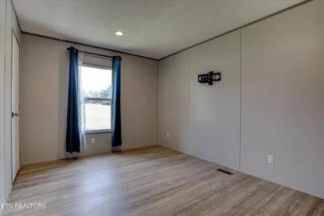 $355,000 | 246 Nydeck Road, Robbins, TN 37852