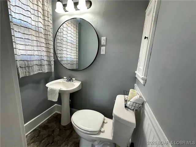 $167,900 | 802 South Oak Street, California, MO 65018