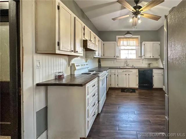 $167,900 | 802 South Oak Street, California, MO 65018