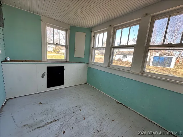 $167,900 | 802 South Oak Street, California, MO 65018