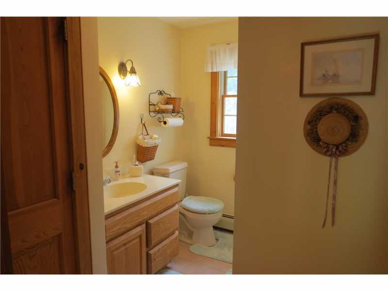 35 Beaver River Road Richmond, RI 02892 - Photo 20 of 25 Bathroom.