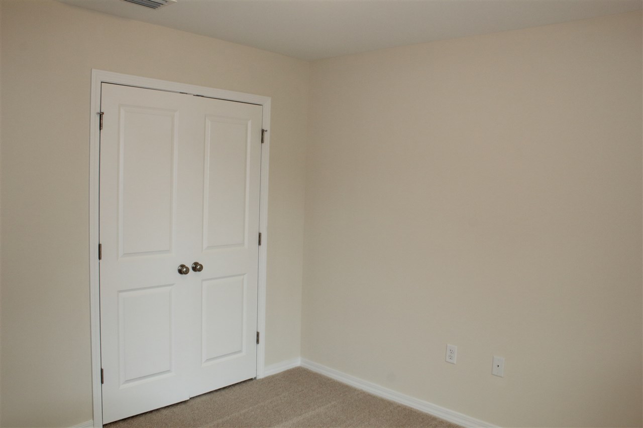 22660 Ridgewood Drive Robertsdale, AL 36567 - Photo 15 of 29
