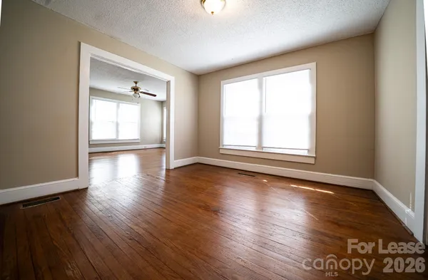 $1,350 | 908 South Juniper Street, Kannapolis, NC 28081
